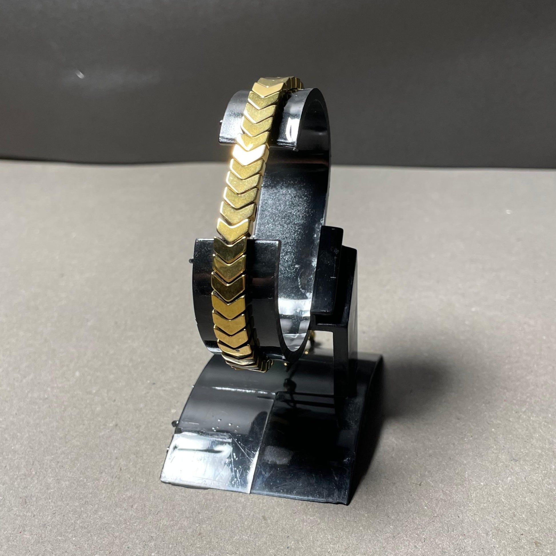 Chevron Bracelet– Golden Colour