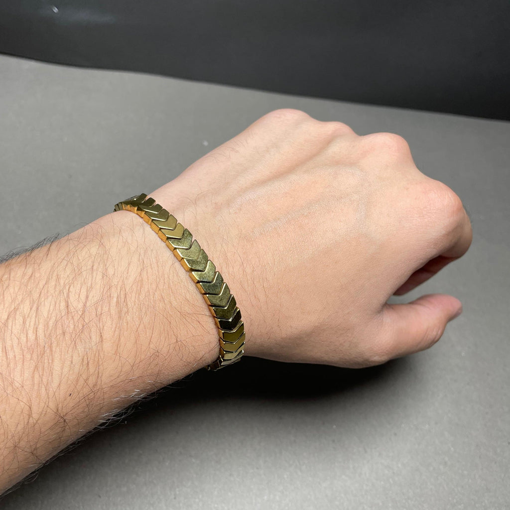 Chevron Bracelet– Golden Colour